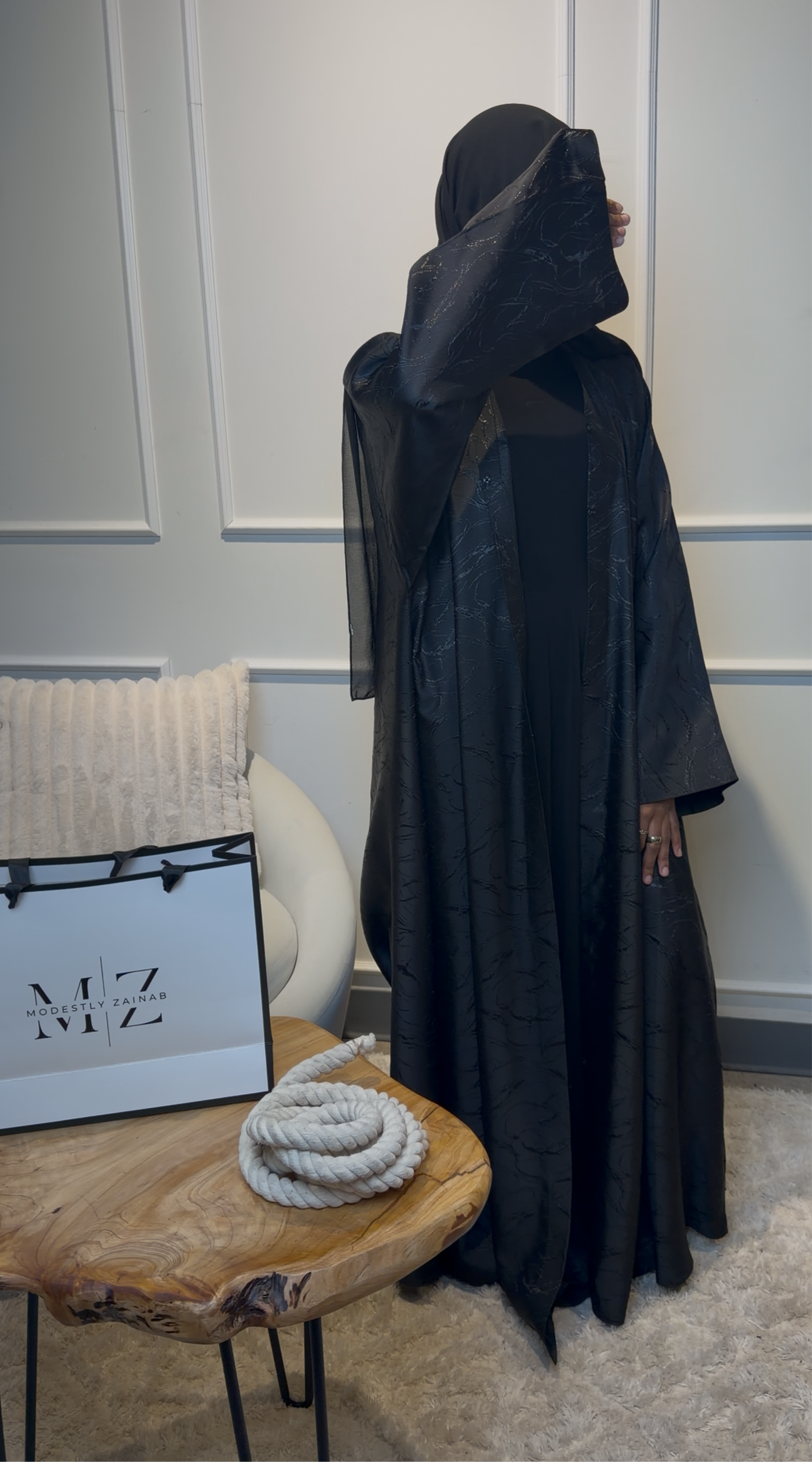Layl Abaya