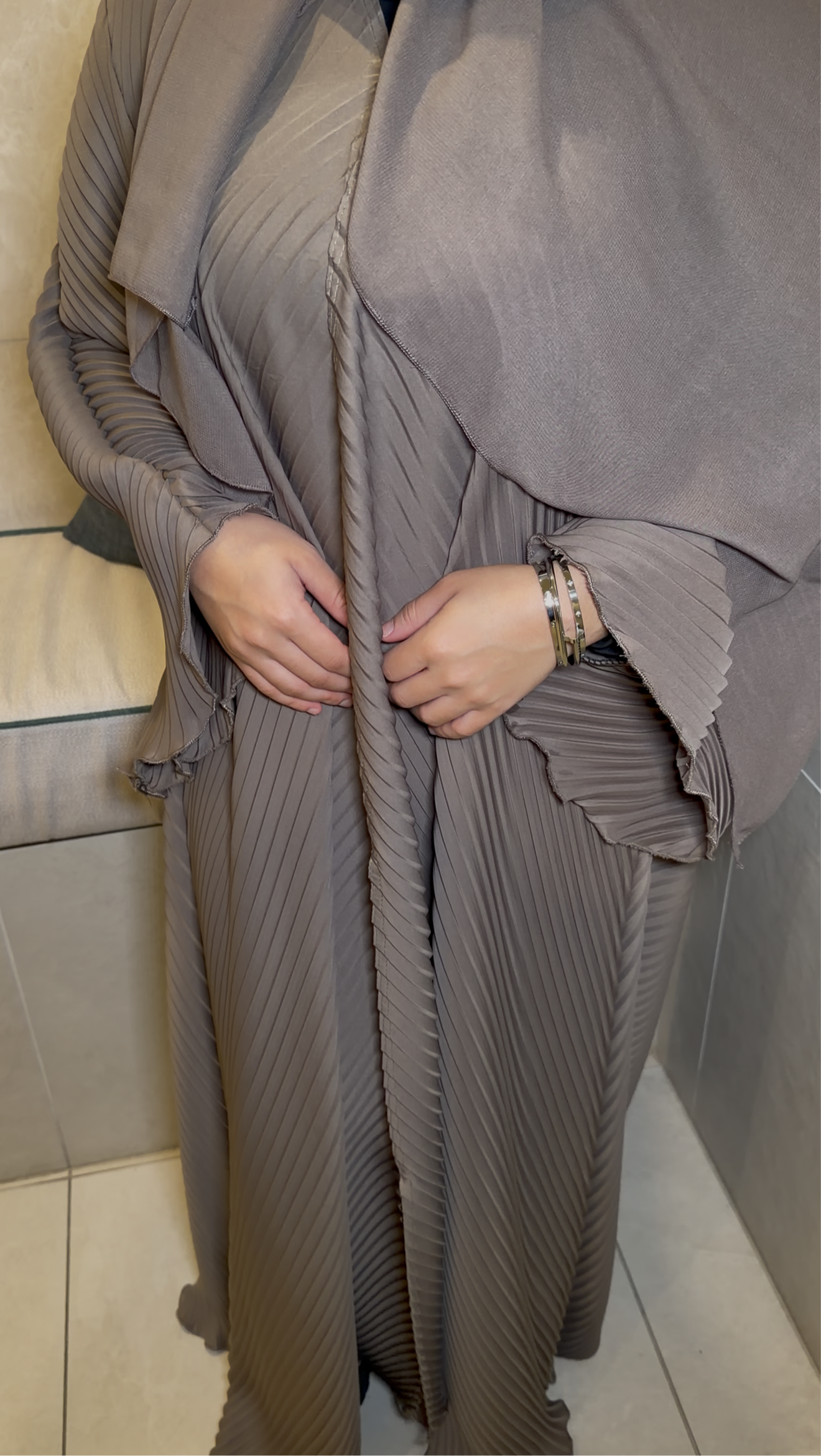 The Signature Pleat Abaya