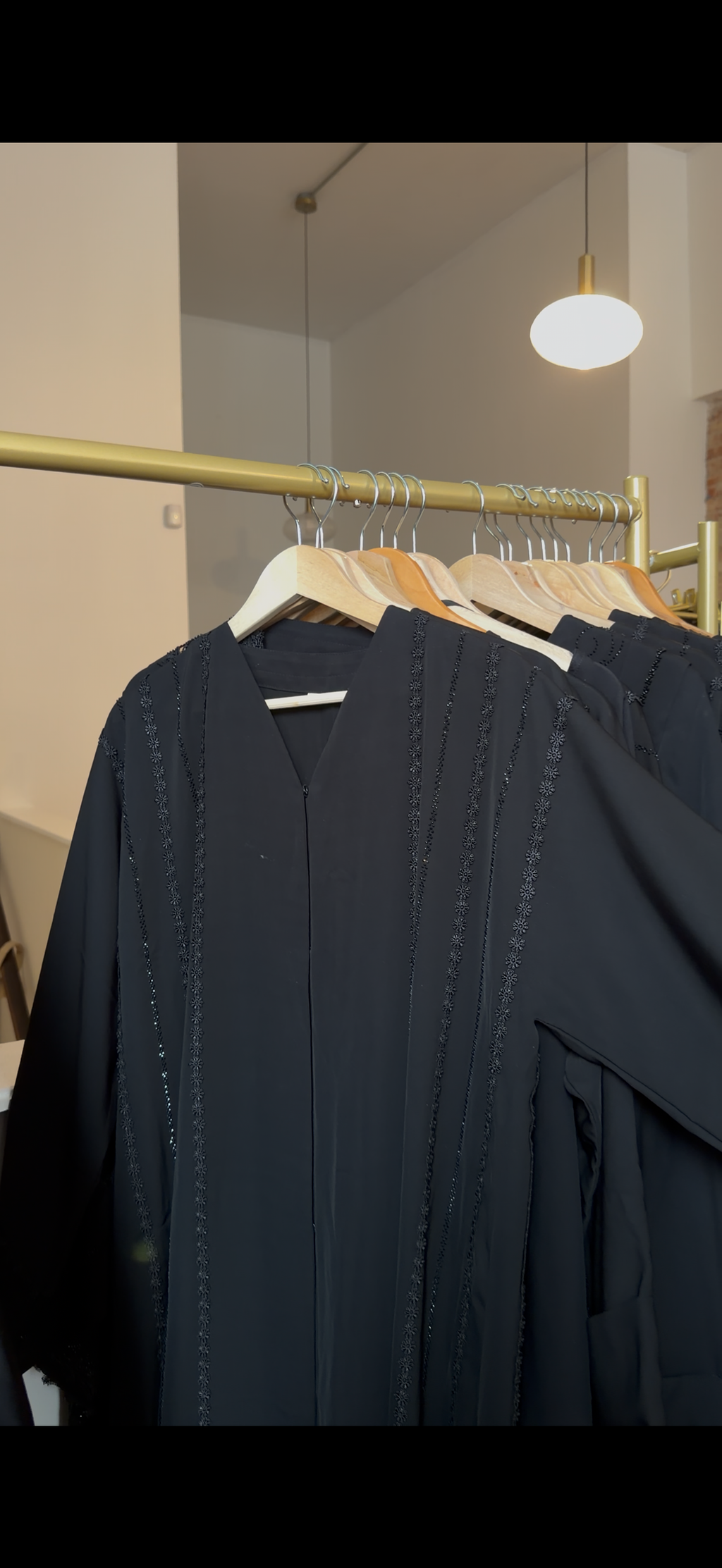 Aasiyah Abaya