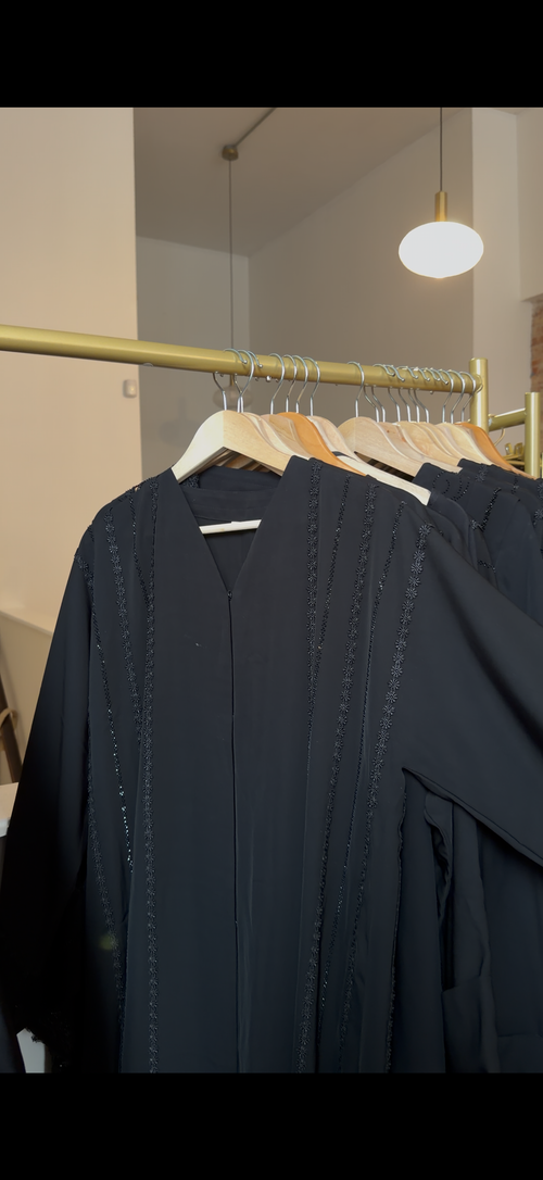 Aasiyah Abaya